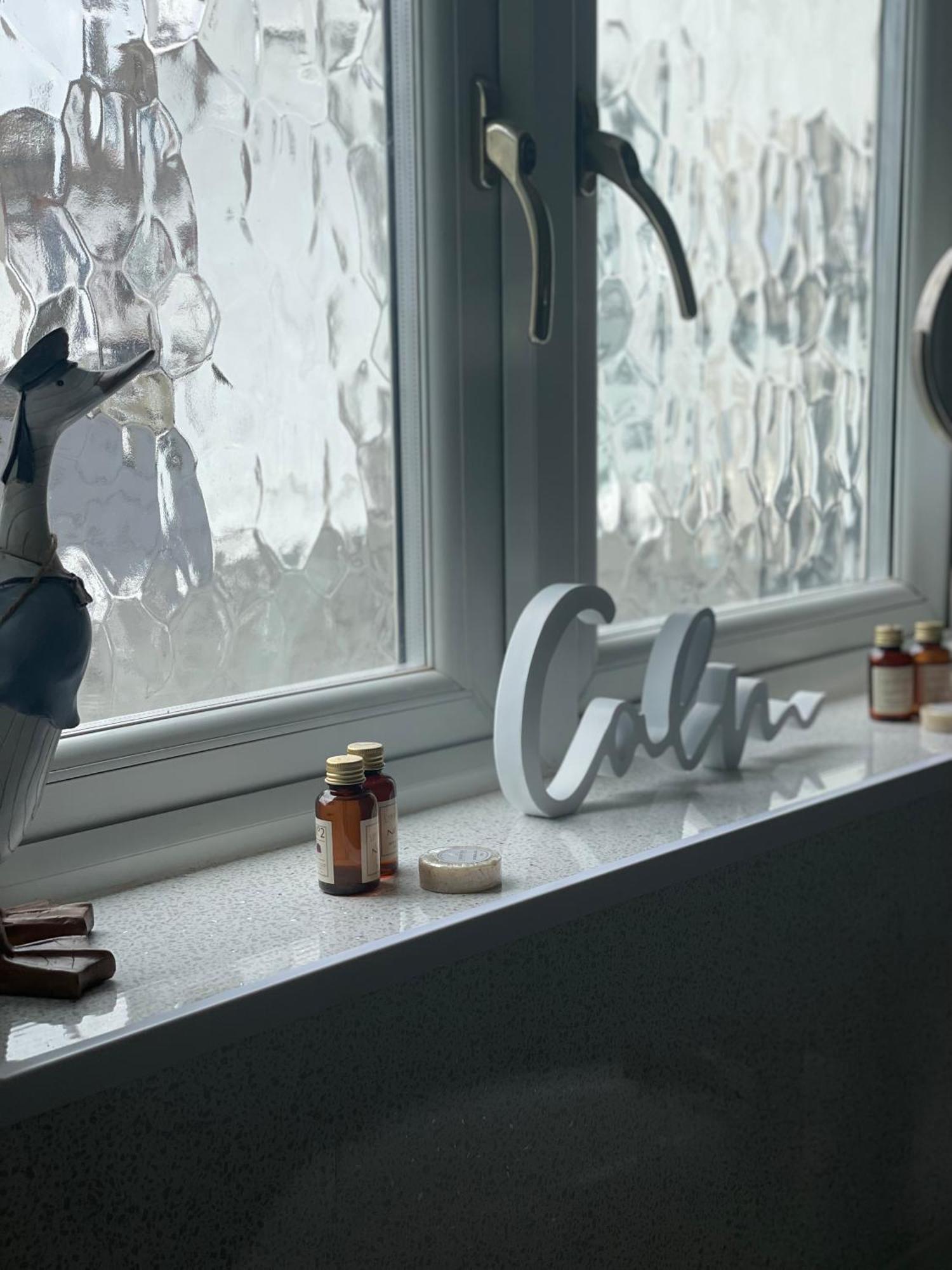 The Chocolate Box Hotel Борнмът Стая снимка